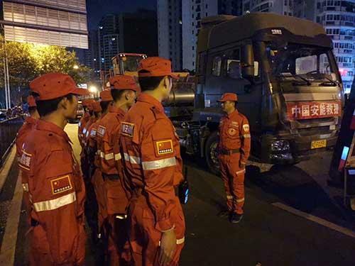 中國(guó)安能緊急處置廈門(mén)地鐵二號(hào)線呂厝路口地面塌陷險(xiǎn)情