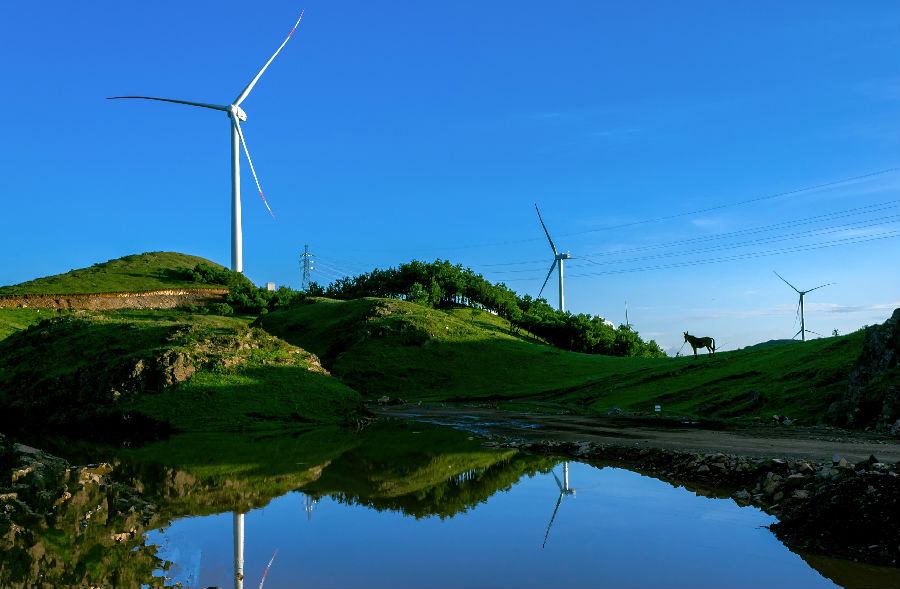 四川能投聚力打造風(fēng)電集群 助推民族地區(qū)風(fēng)電產(chǎn)業(yè)及社會經(jīng)濟可持續(xù)發(fā)展